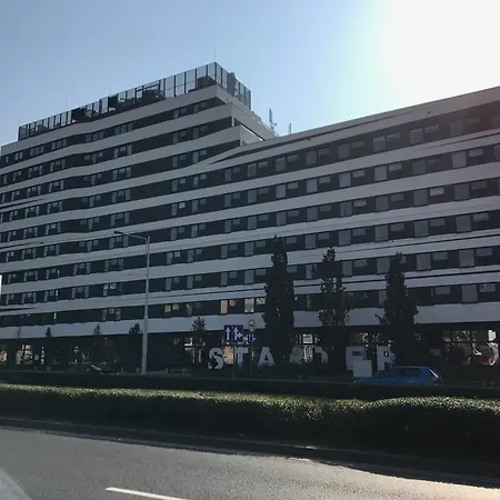 Starter 24 Апартаменты *